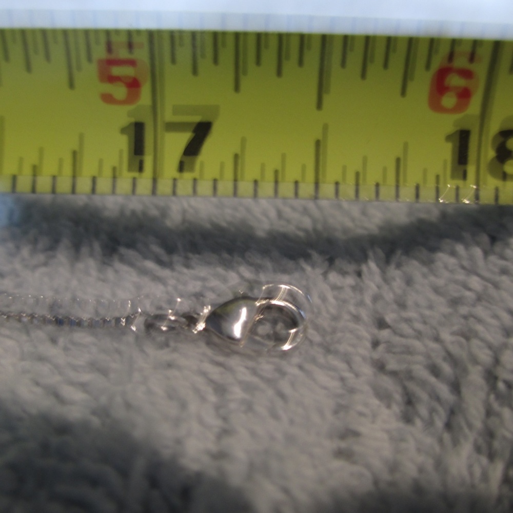 Vintage 17" Silver Tone Stunning Crystal Neckace - Picture 6 of 6